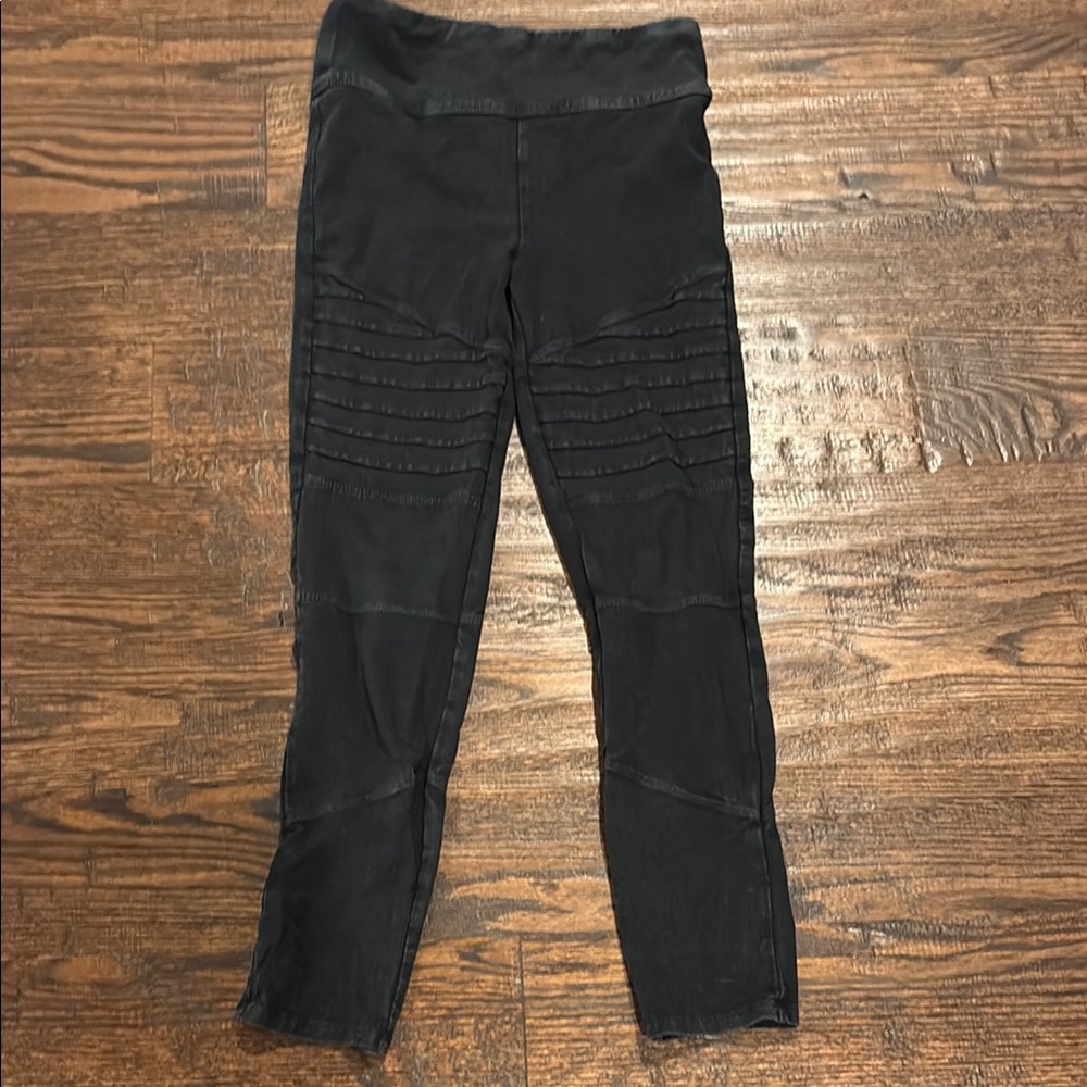 Girl’s Black leggings